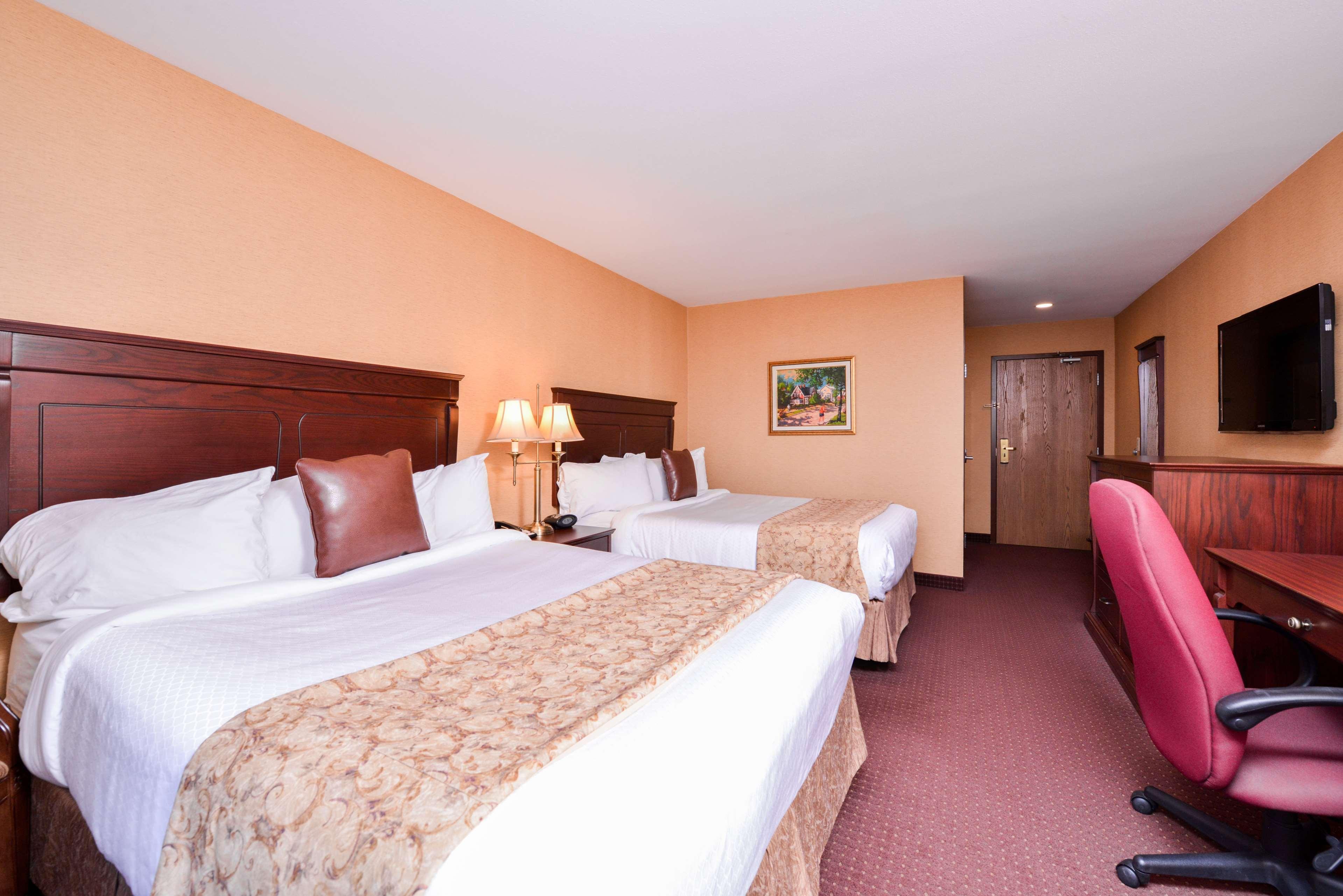 Best Western Plus Fredericton Hotel & Suites Экстерьер фото